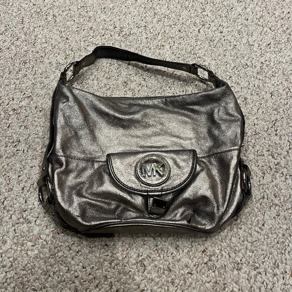 Michael Kors Hobo Shoulder Bag Metallic Silver Vintage Preppy Casual - Picture 1 of 8
